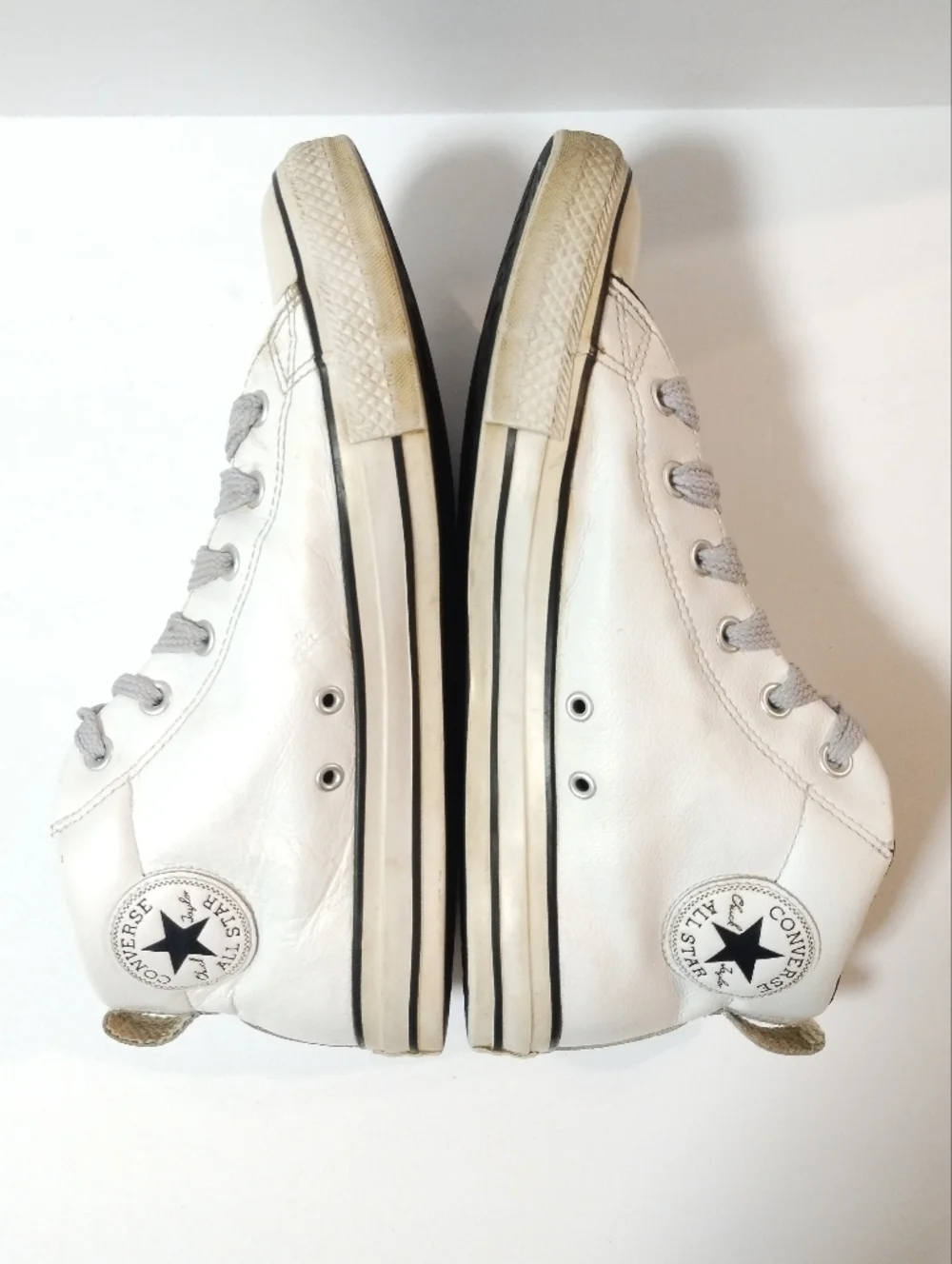 Converse Chuck Taylor All Star White Leather Street Mid Men's Size 10 143726C